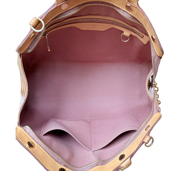 Louis Vuitton Monogram Vernis Brea MM Bag - Picture 6 of 15